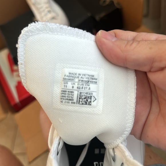 βοΈNWTβοΈ WOMEN'S CONVERSE LUG HIGH TOPS - Picture 16 of 16